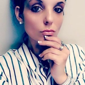 Meet your Posher, Hayle